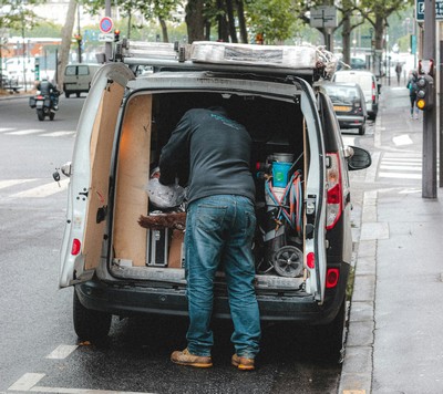 GPS artisan et PME – suivi véhicules petite flotte Geosuivi